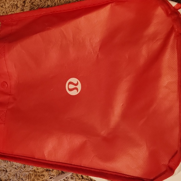 lululemon athletica Black, Red and White Tote Bags Total Of 4 - Picture 6 of 6